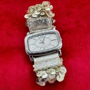 Geneva Platinum‎ Silver Sequin Watch